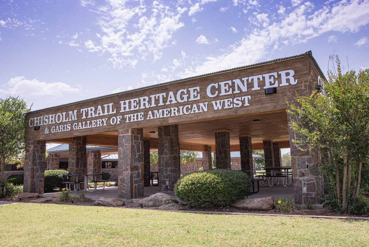 Chisholm Trail Heritage Center exterior with Garis Gallery of the American West signage